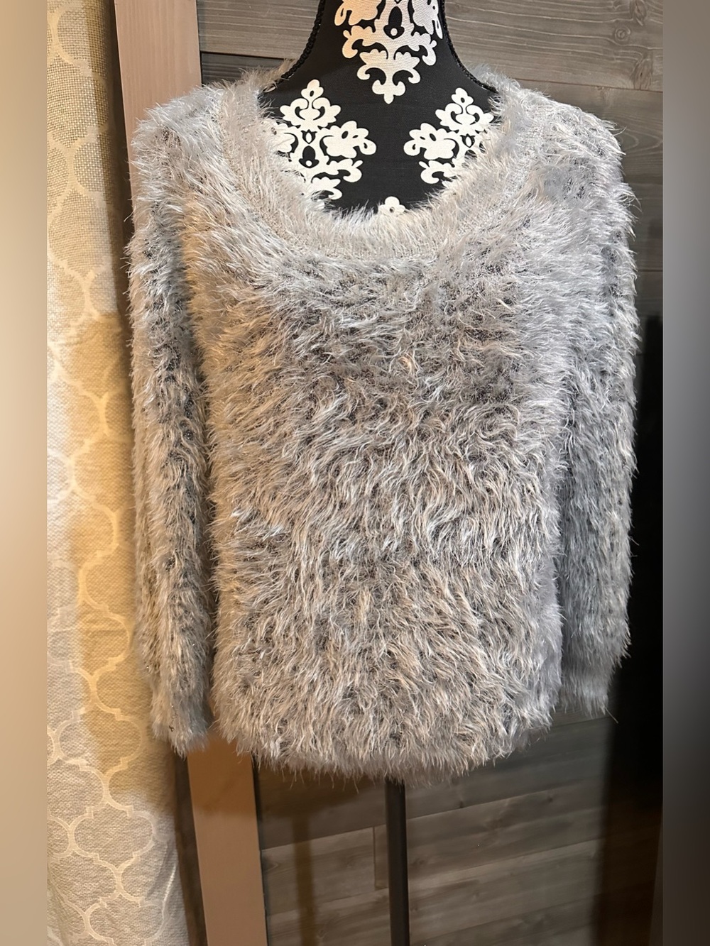 Y2K Fever Light Gray Faux-Fur Scoop Neck Sweater size L